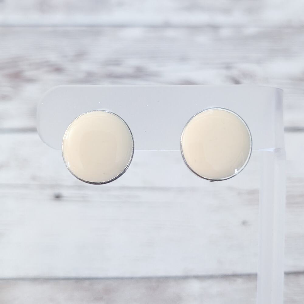 Vintage Clip On Earrings Cream Enamel Circle Retro 5/8"